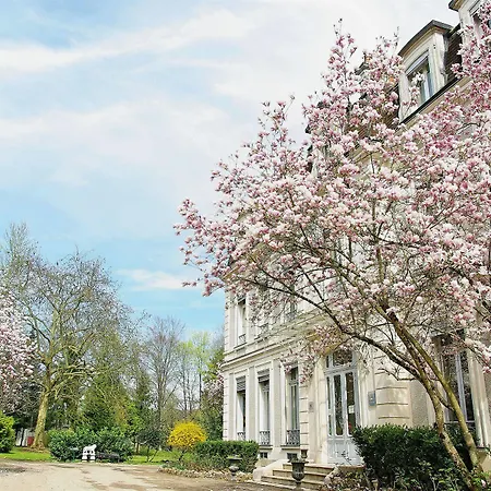 Chateau De La Dame Blanche - Logis 4*