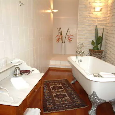 Chateau De La Dame Blanche - Logis 4*